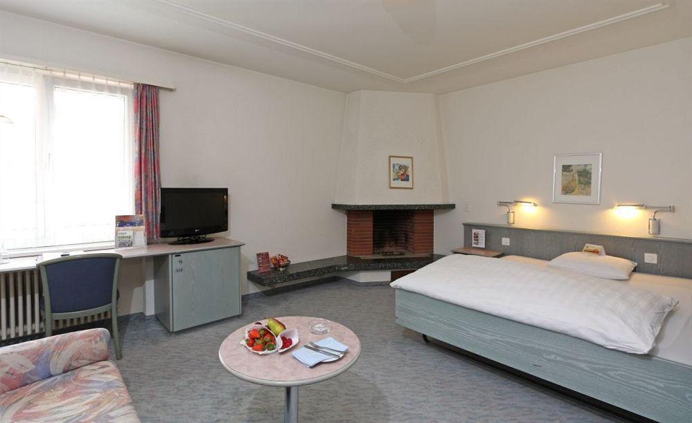 Sommerau-Ticino Swiss Quality Hotel Dietikon Habitación foto